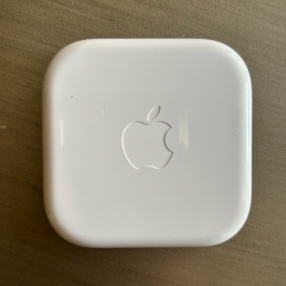 ORIGINAL APPLE iPhone Earplugs Headset